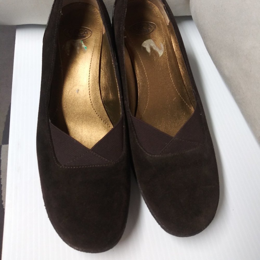 NWOT Circa  Brown Wedges